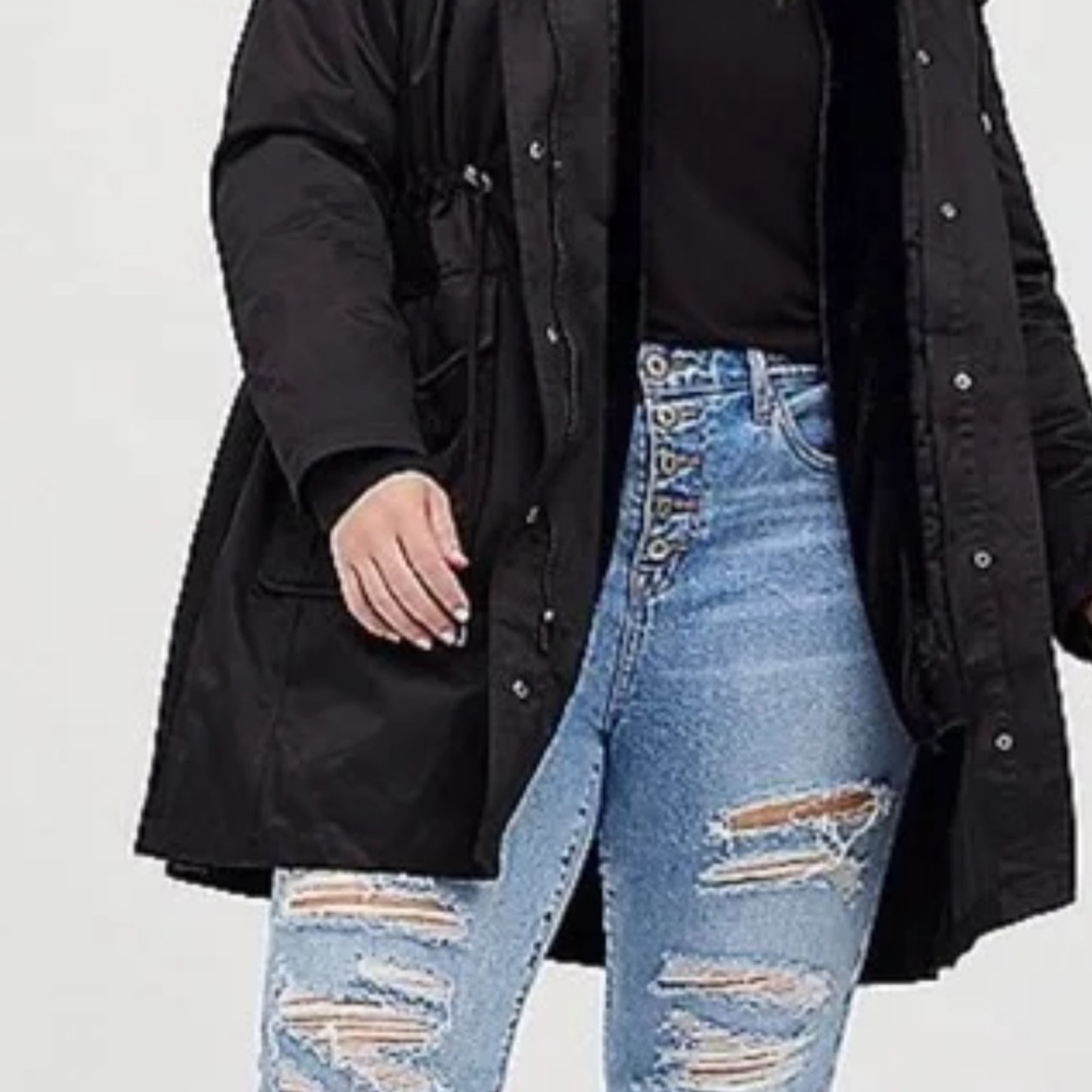 Torrid Women's Black Puffer Jacket